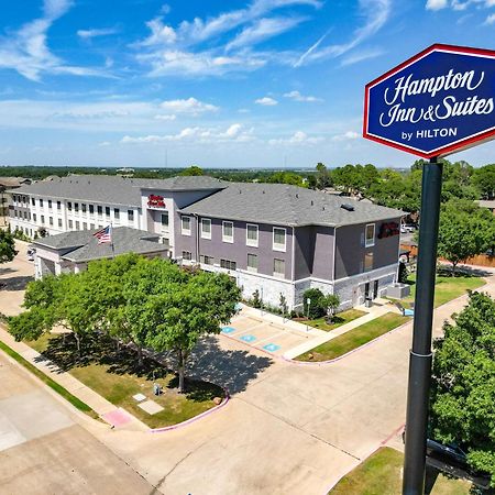 Hampton Inn & Suites Denton Exterior photo